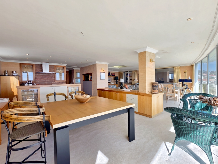 2 Bedroom Property for Sale in Bantry Bay Western Cape
